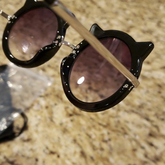 Sam Edelman Circus Black Kitty Cat Sunglasses NWT - Picture 6 of 8